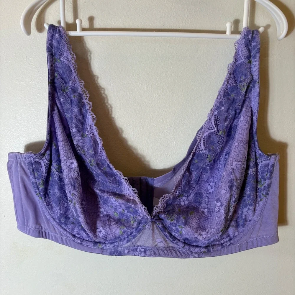 Cacique 46DDD‎ Unlined Plunge Bra Lavender Floral Lace